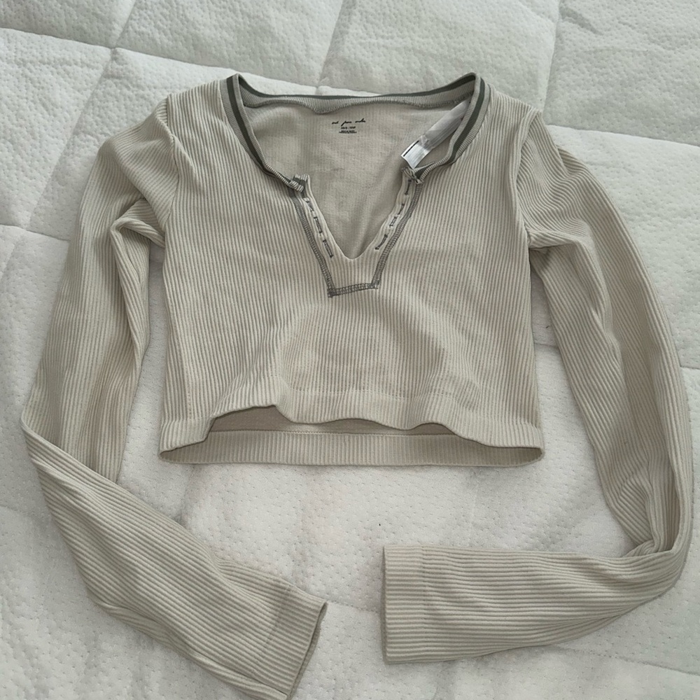 Urban outfitters go for gold long sleeve top size xs/s